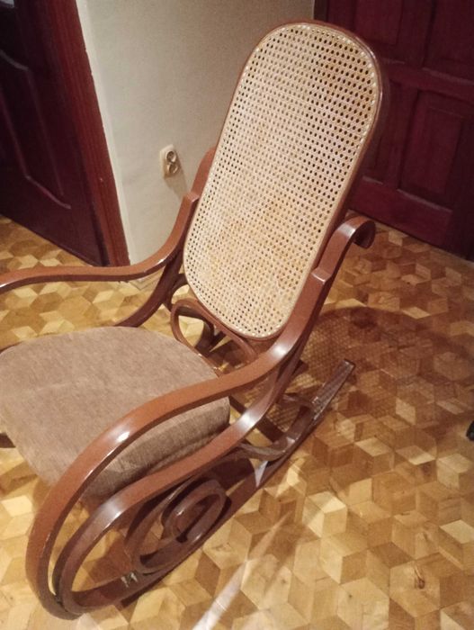Fotel na biegunach/bujany