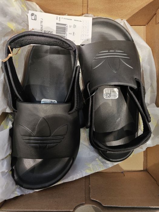 Adidas Adifom Adilette J preta