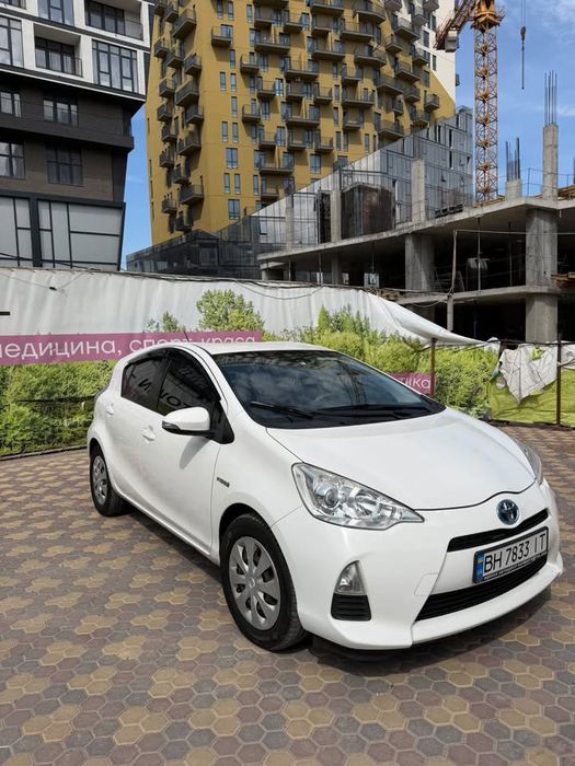 Toyota aqua hybrid