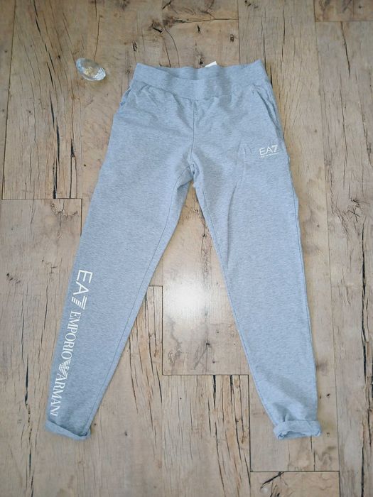 Szare dresy Emporio Armani S