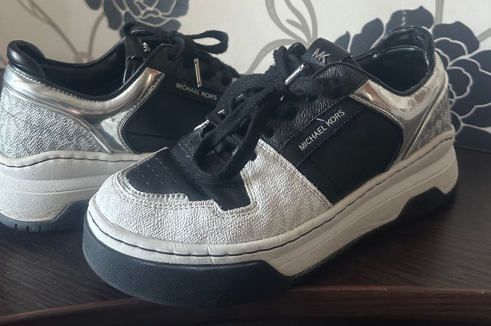 Продм кроссовки Майкл корс