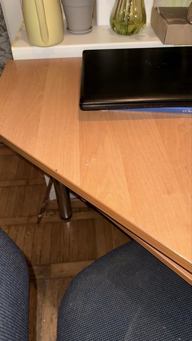 Стіл письмовий кутовий