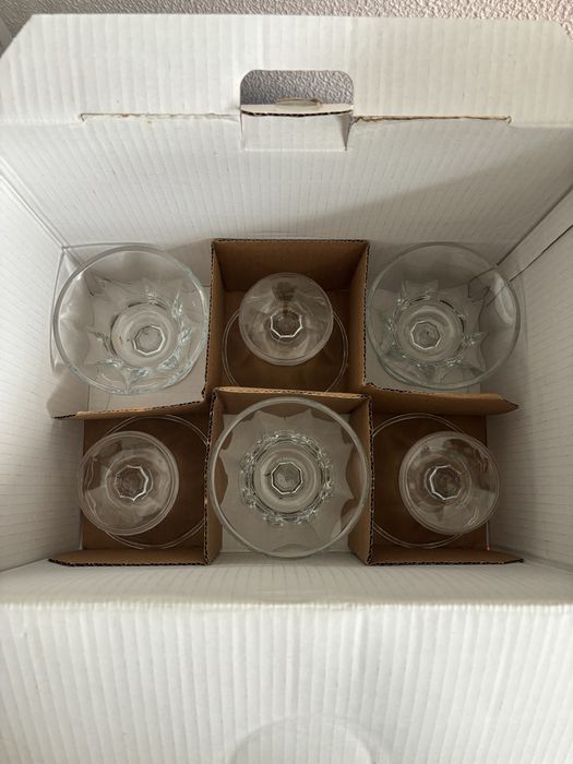 Conjunto Paşabahçe Lotus – taça grande + 6 tacinhas NOVO