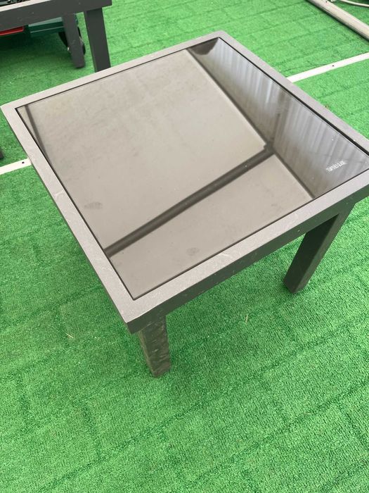 Pequena Mesa de Café/Exterior c/ Vidro Temperado