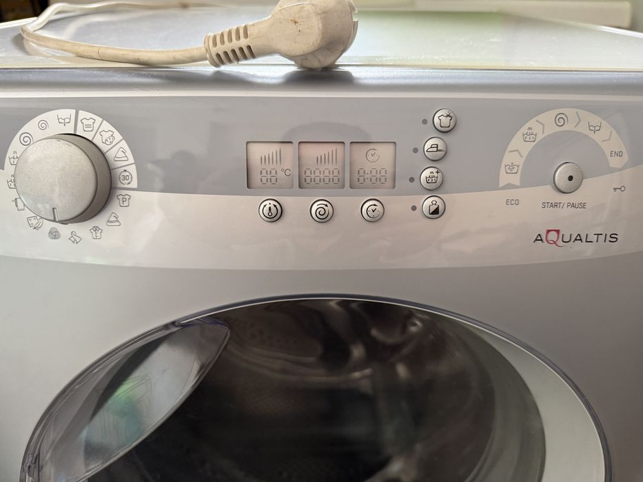 Maquina lavar Ariston Aqualtis AQXXF 149 peças