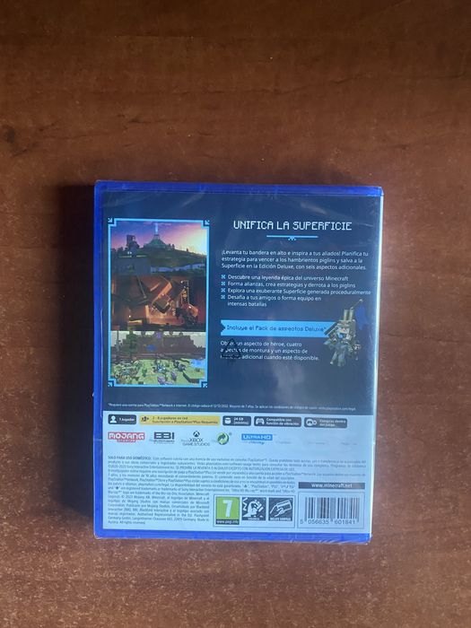 Minecraft Legends Deluxe Edition