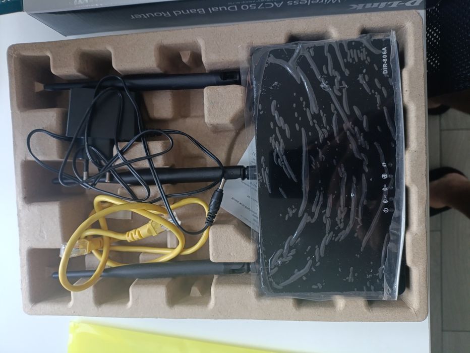 Роутер 3шт. 600грв.