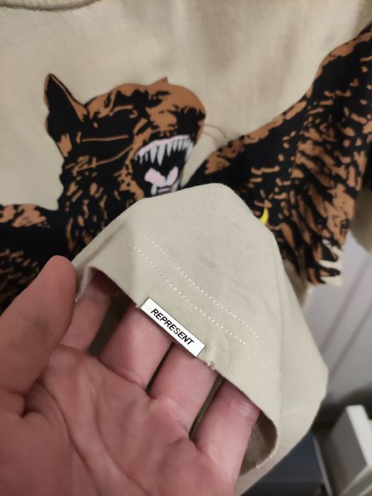 Футболка Represent M