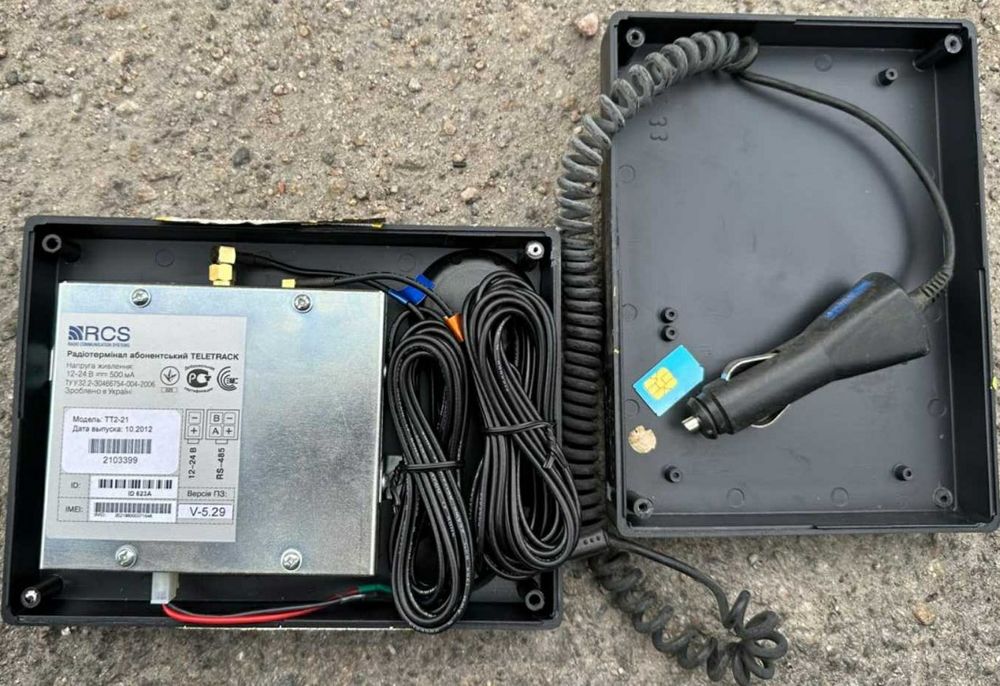 GPS трекер автомобильный