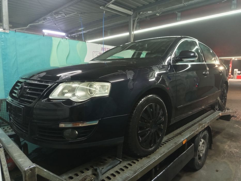 VW Passat B6 2005 sedan 2.0 FSI manual czarny  benzyna
