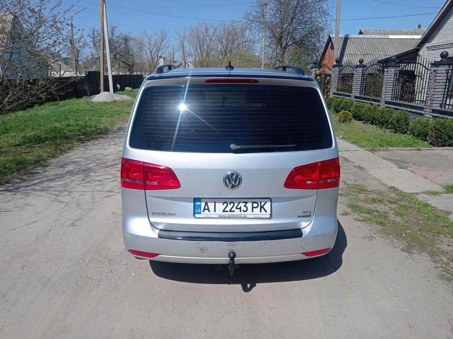 Продам Volkswagen touran