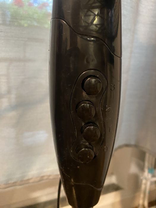 Wiatrak stojacy czarny