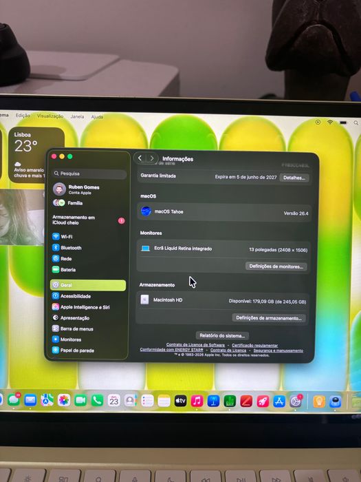 MacBook Neo Cítrico