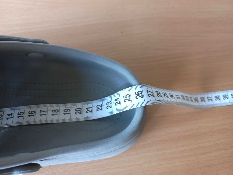 Класні крокси шльопанці crocs м6w8/38-39р. устілка 25,2 см.