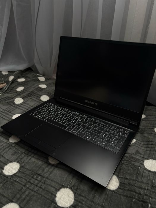 Ігровий ноутбук Intel 10-th 3060