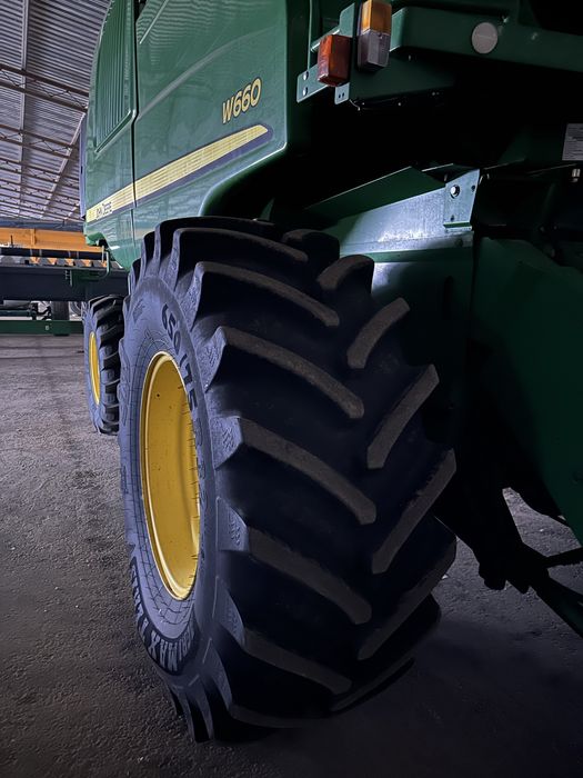 Комбайн John Deere W660 2013 року