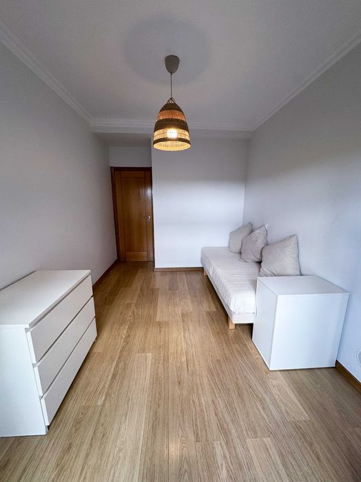 Arrendamento de apartamento t2 na Quinta do Conventinho, Loures