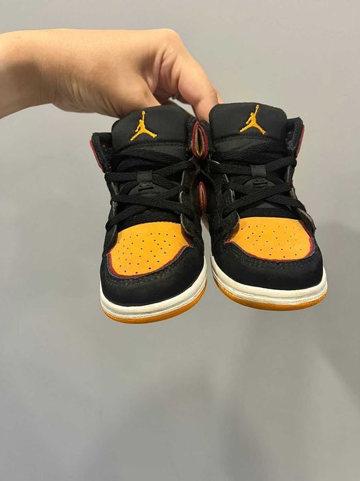 Дитячі кросівки Nike Jordan.