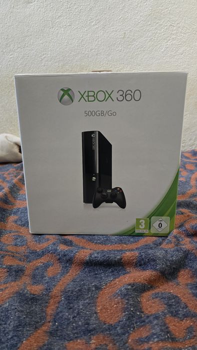 Xbox360 super slim  500gb    desbloqueada  .