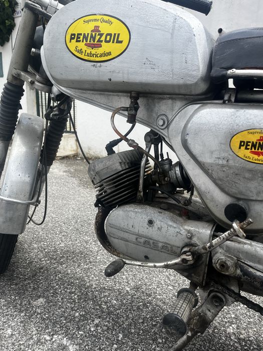 Motorizada Casal 4 com documentos