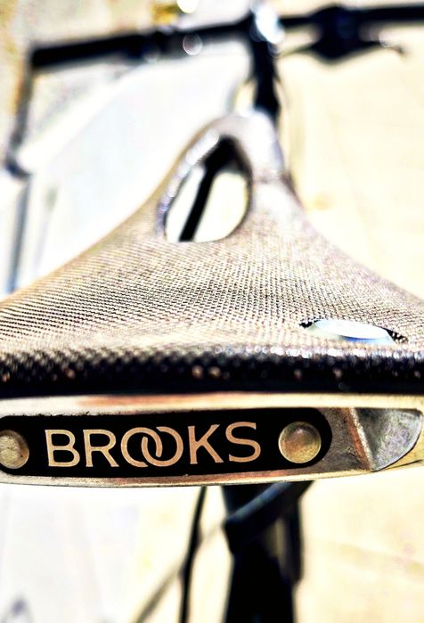 Bicicleta Tokyo de cor preto mate