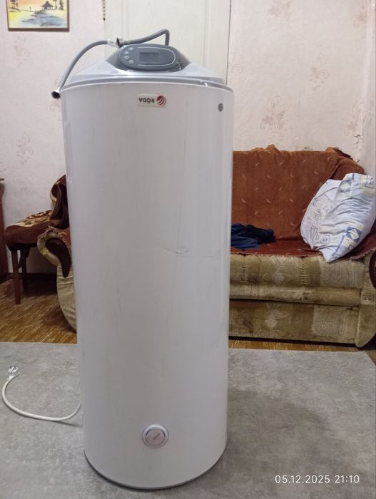 Продам бойлер Roda  120