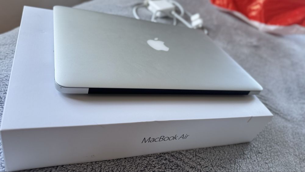 Portátil Macbook Air 13