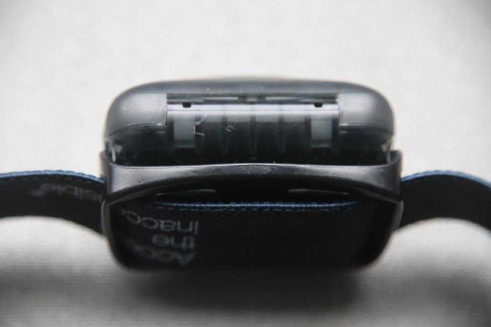 Laterna de cabeça Petzel Tikka