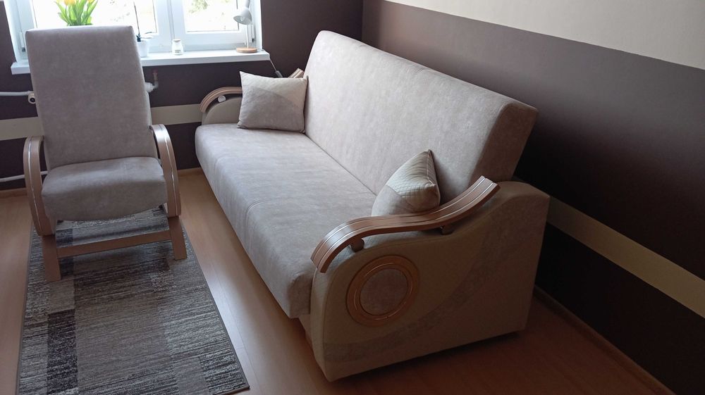 Wersalka z funkcją spania i fotelem