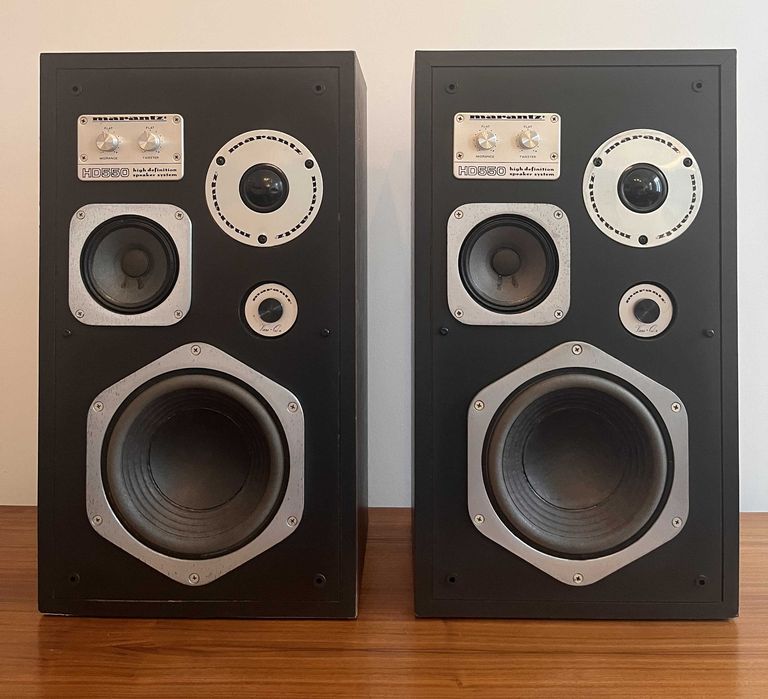 Colunas Alitifalantes Marantz HD-550