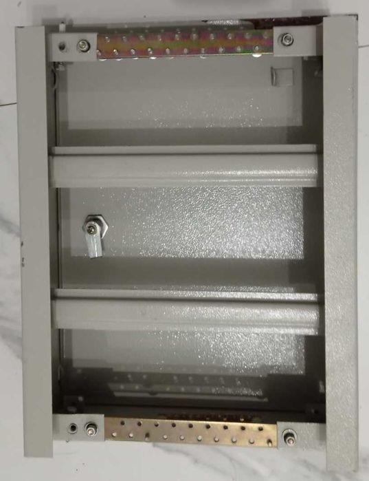 щиток распределительный на 24 модуля