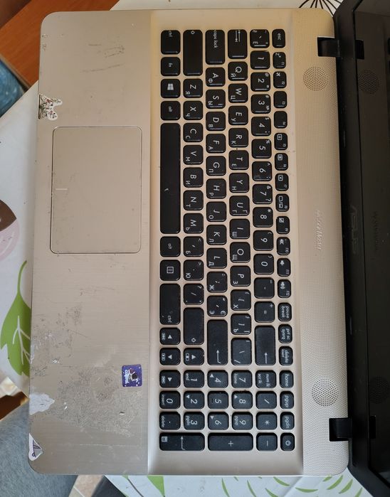 Продам ноутбук ASUS