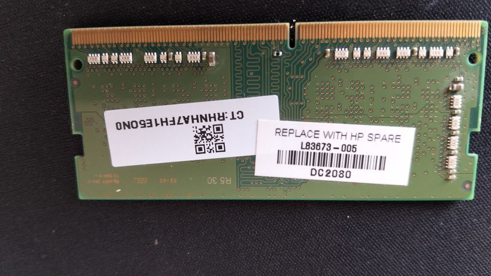 Memória RAM Samsung 4GB DDR4 3200MHz SO-DIMM