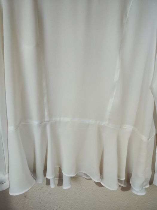 Blusa manga comprida tamanho M, branca