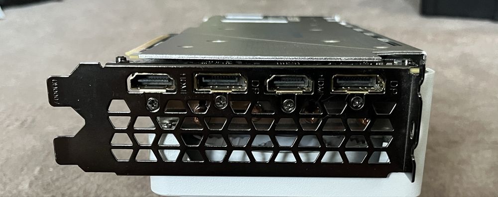 Gigabyte RTX 3070 VISION OC 8GB