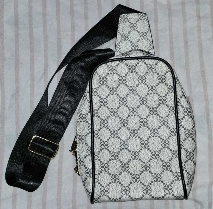 Torebka Nerka damska