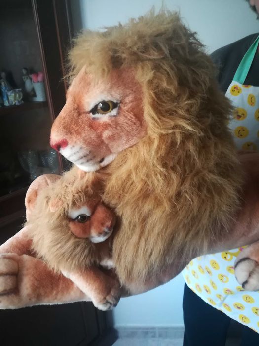 Peluche gigante de leão com cria - 118 x 35 x 38 - pelúcia
