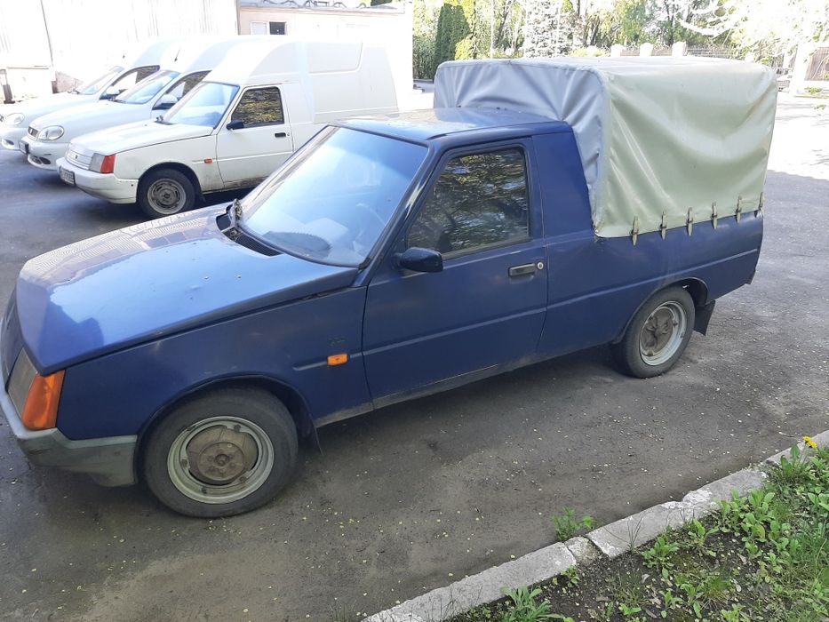 Автомобіль Таврія ЗАЗ 1102