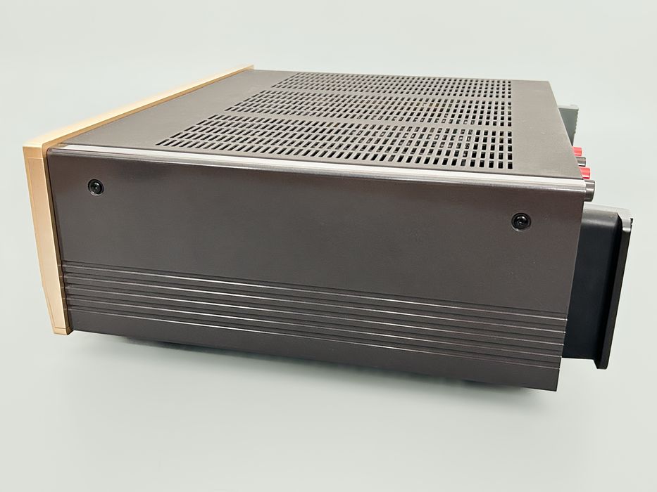 Accuphase A 30 końcówka mocy klasa A stan idealny