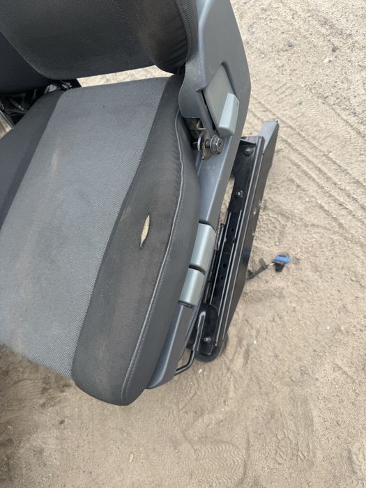 Fotel Pneumatyczny Master movano 2.3 Kierowcy