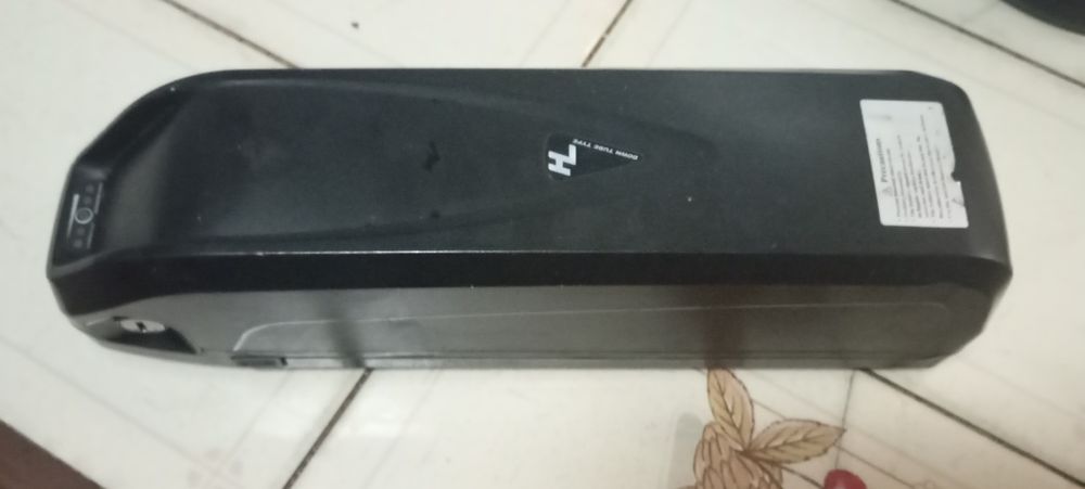 Electric cycle bettery good condition 1 charge 40+km