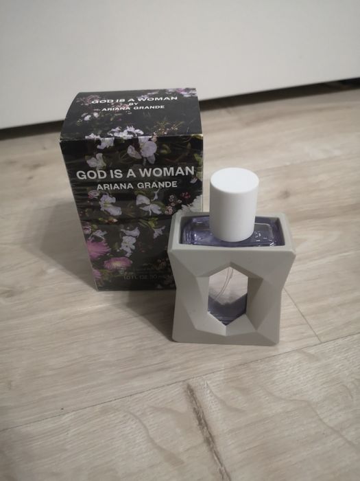 Ariana Grande God is a woman 30 ml