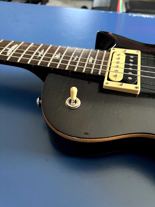 Guitarra Elétrica PRS SE 245 – Excelente estado