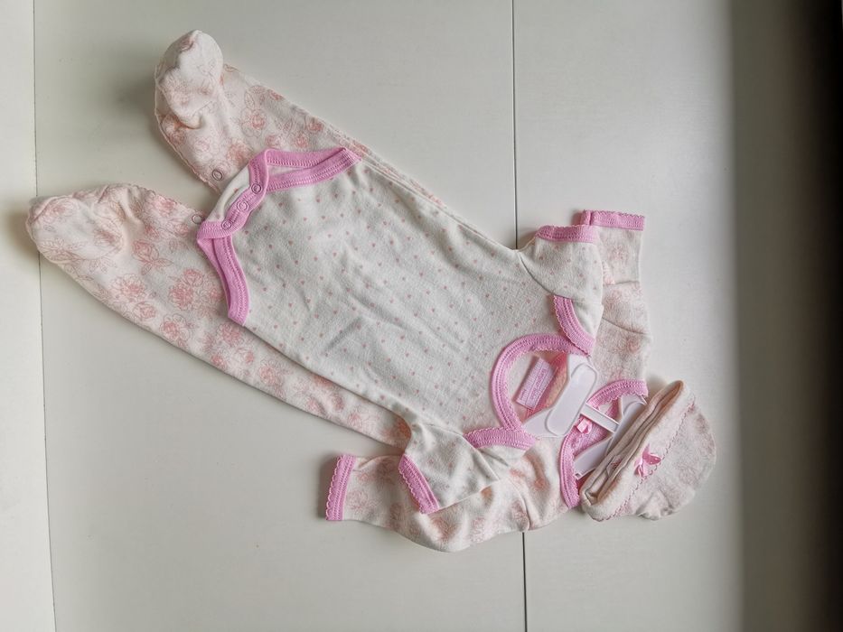 Nowy zestaw pajac, body czapka 62/68