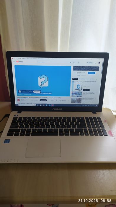 Асус 550 SSD диском. Віндовс 10