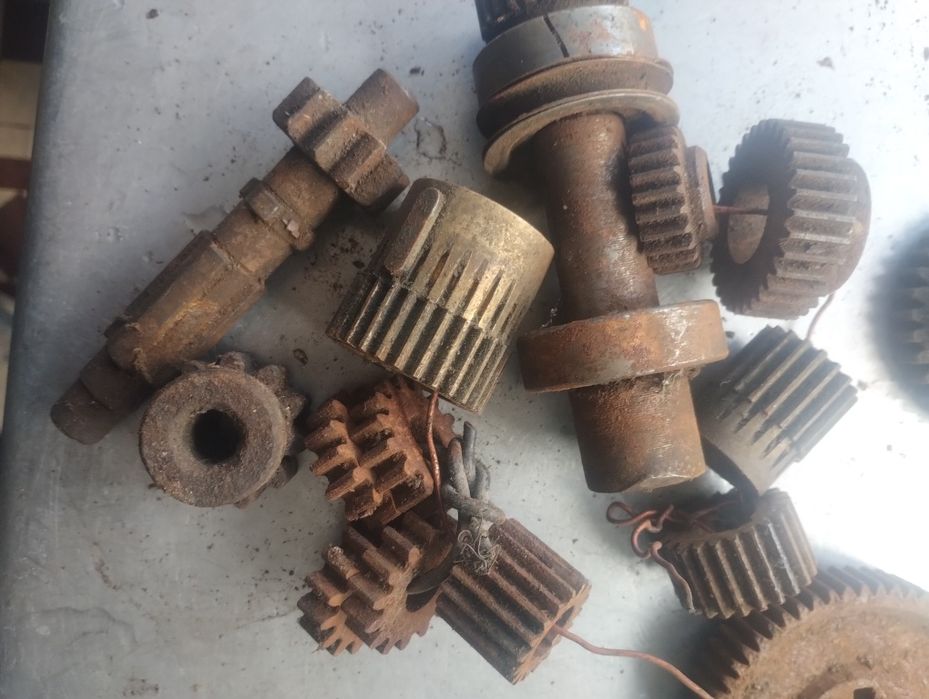 Шестерні прямі мод 1,5 мод 2