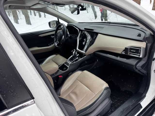 авто субару аутбек 2020