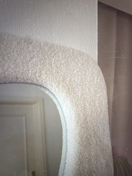 Moldura em bouclé  espelho 70x170