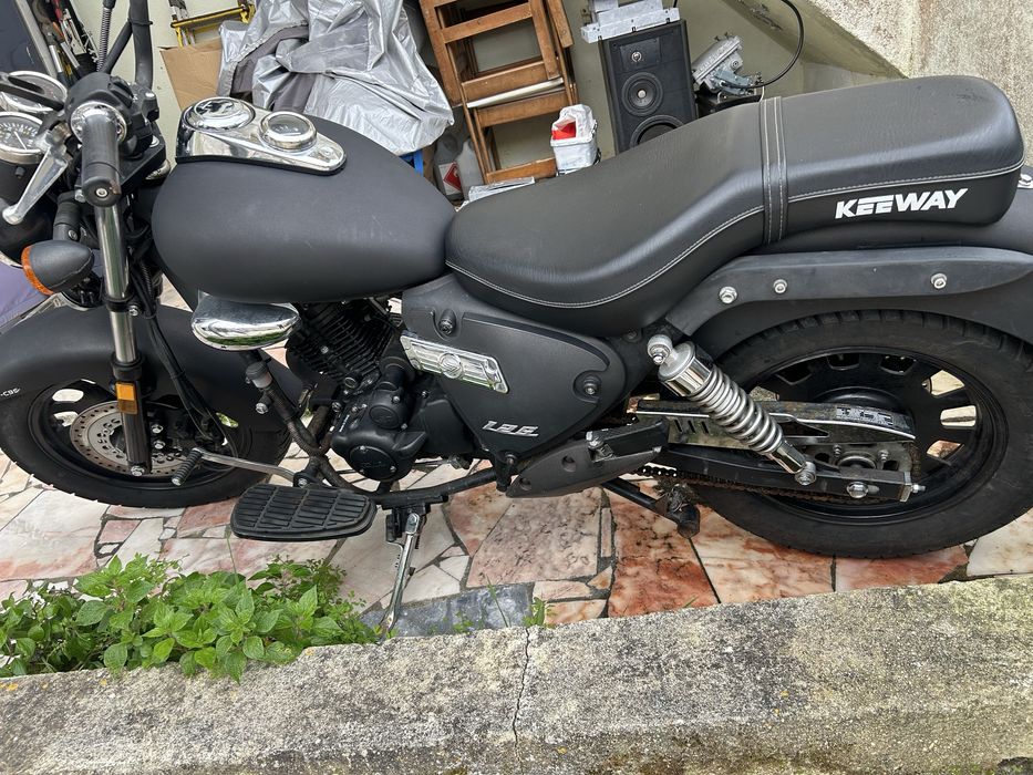 Keeway Superlight 125