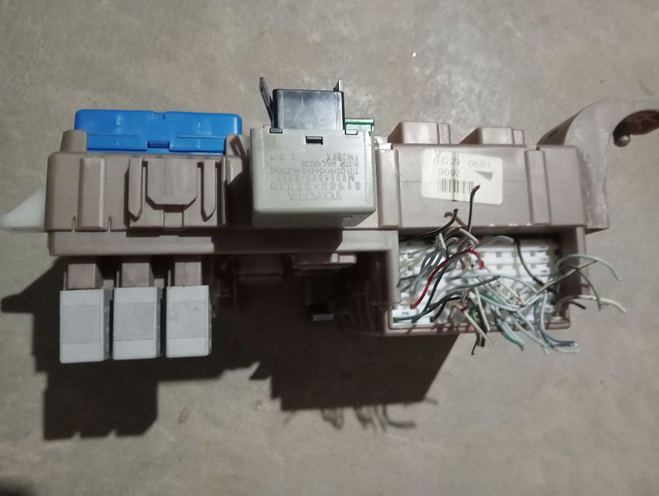 Peças para Toyota Corolla 1.4 D4D E12 ano 2006